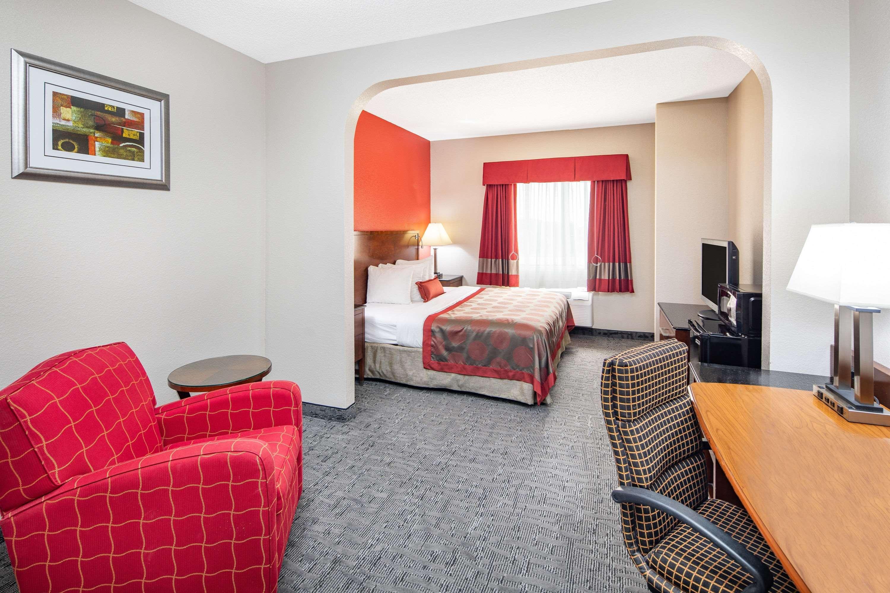 ホテル Ramada By Wyndham Alpharetta Atlanta North エクステリア 写真